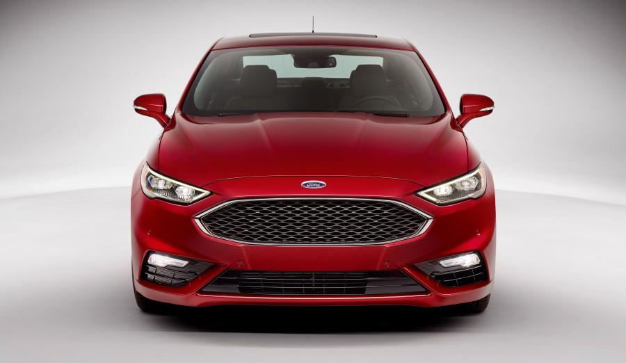  Ford Fusion Sport 2016 года  (фото 27 из 30)